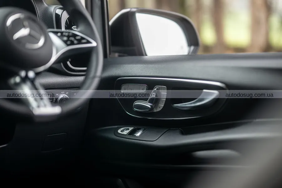 Mercedes зробив Vito схожим на AMG-фургон