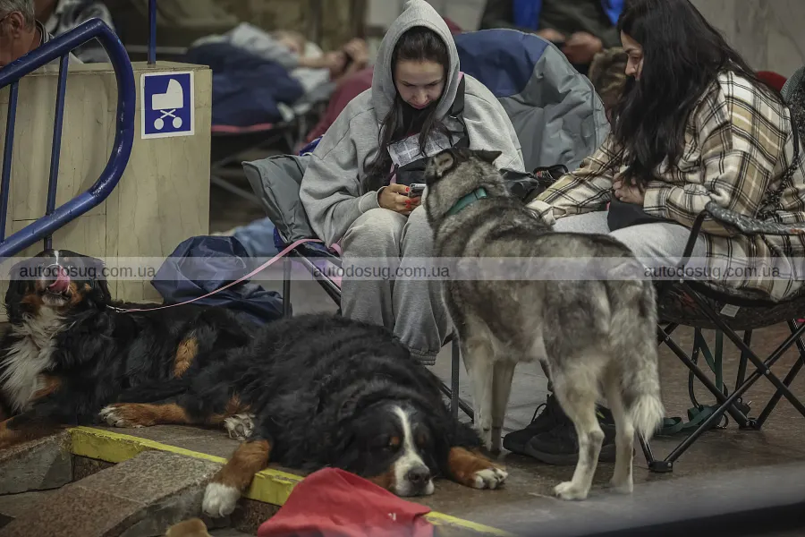 Нічна атака зібрала в метро Києва понад 38 тисяч