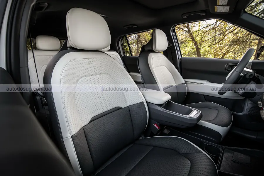Новий Kia EV3 вийшов у США з ціною до $30 тисяч