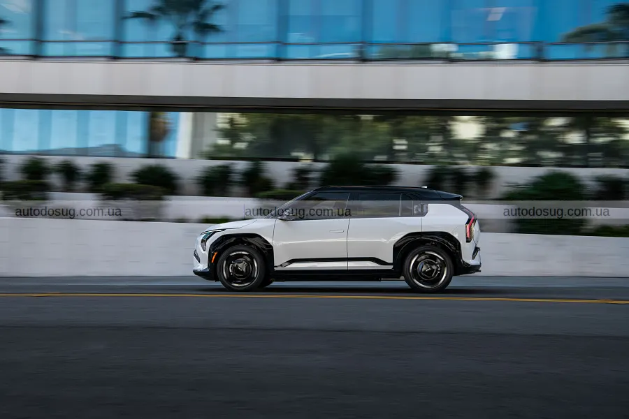 Новий Kia EV3 вийшов у США з ціною до $30 тисяч