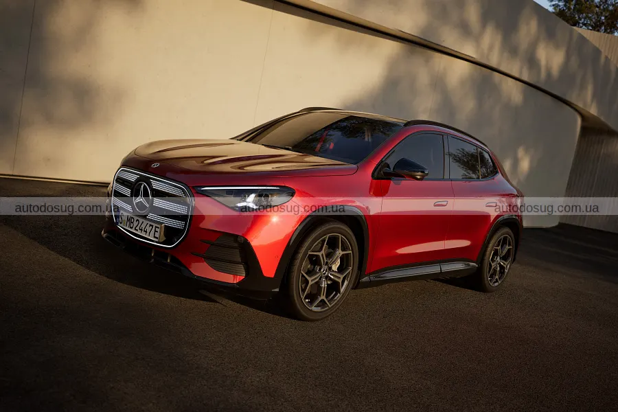 Новий Mercedes GLA підріс і отримав електроверсії