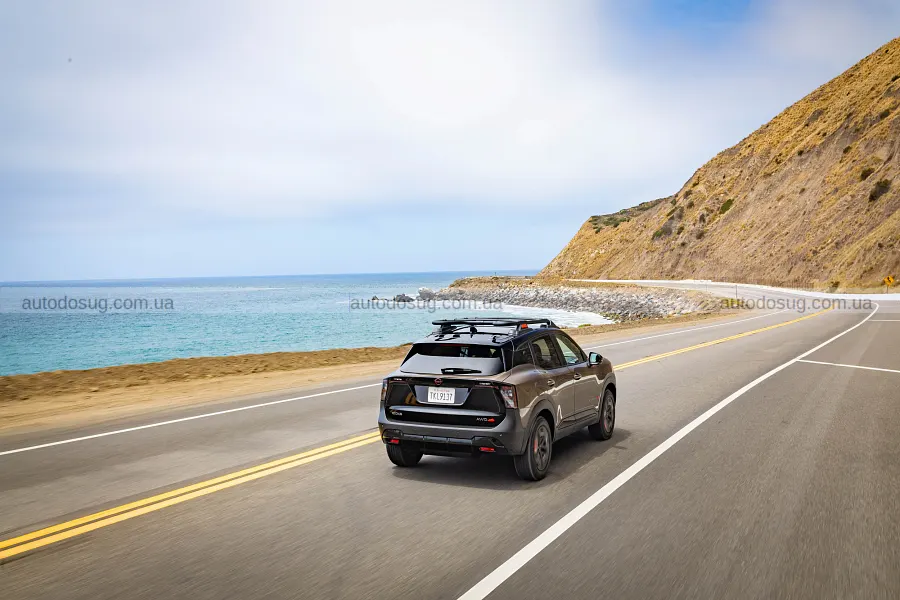 Новий Nissan Kicks Rock Creek націлився на Crosstrek