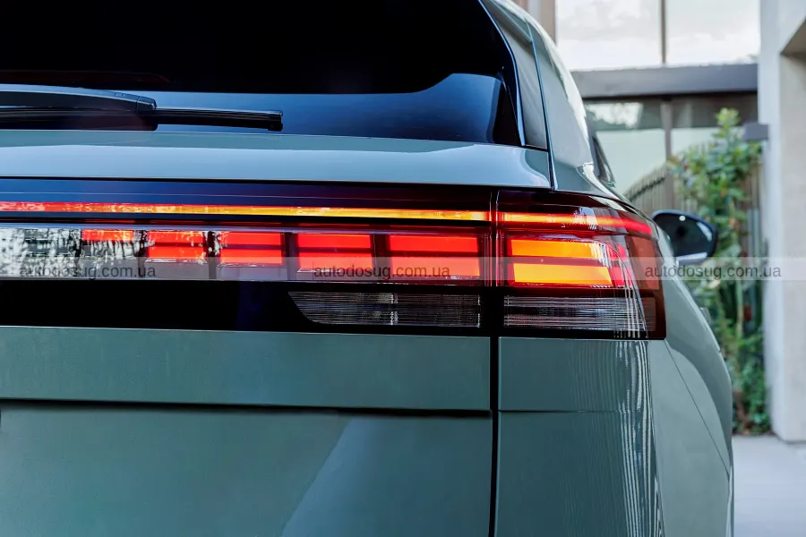 Новий VW Atlas Cross Sport лишився без важеля КПП