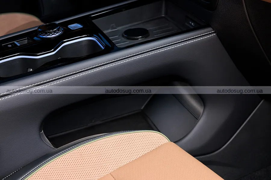 Новий VW Atlas Cross Sport лишився без важеля КПП