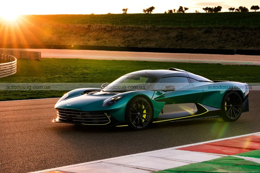 Особливі DB12 S повернули Aston Martin до Ле-Мана