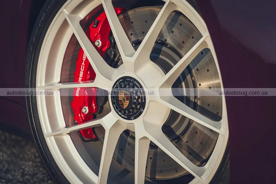 Porsche повернула механіку в 911 Carrera S