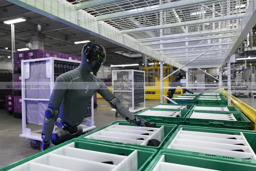 Роботи BMW вчаться на заводі, але люди швидші