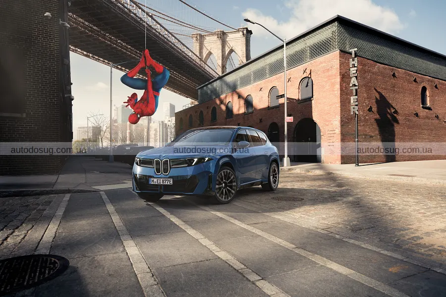 Spider-Man з’явився на екранах BMW і роздратував водіїв