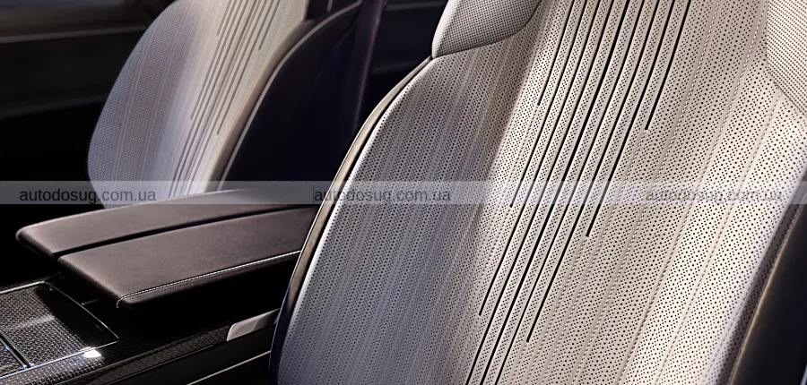 Темний Cadillac Celestiq отримав версію без хрому