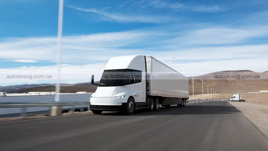 Tesla везе Semi до Європи вже у вересні