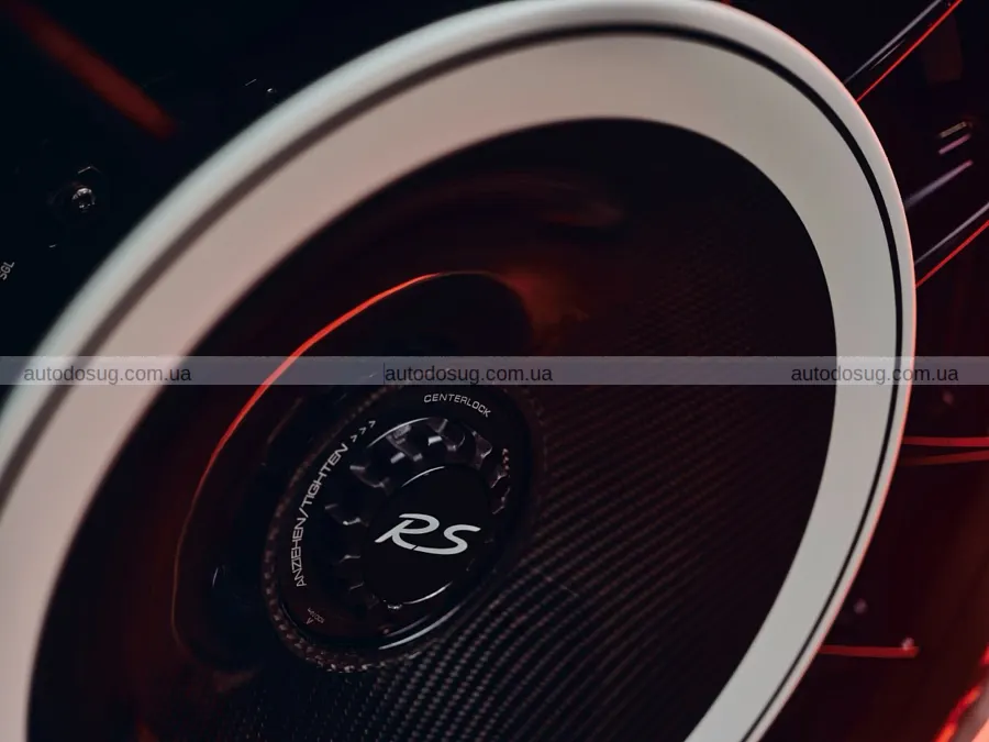 Унікальний Porsche 911 Flachbau RS виїхав на дороги