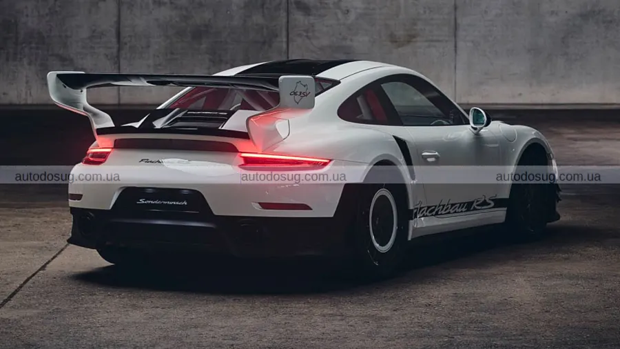 Унікальний Porsche 911 Flachbau RS виїхав на дороги
