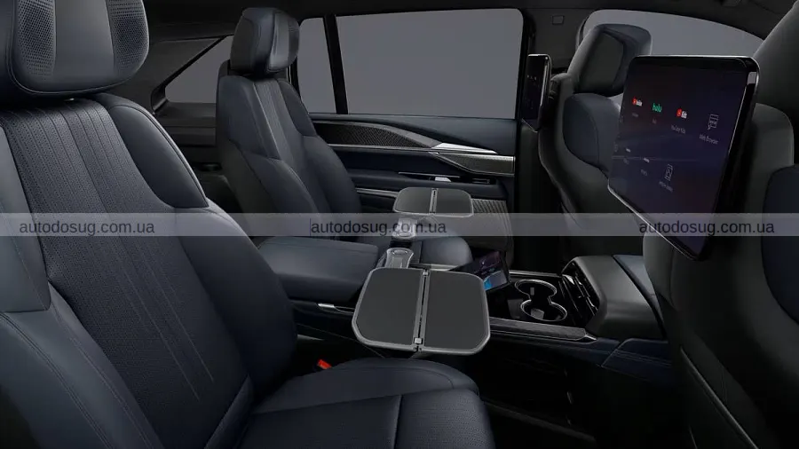 Cadillac затемнив Escalade IQ у новій версії