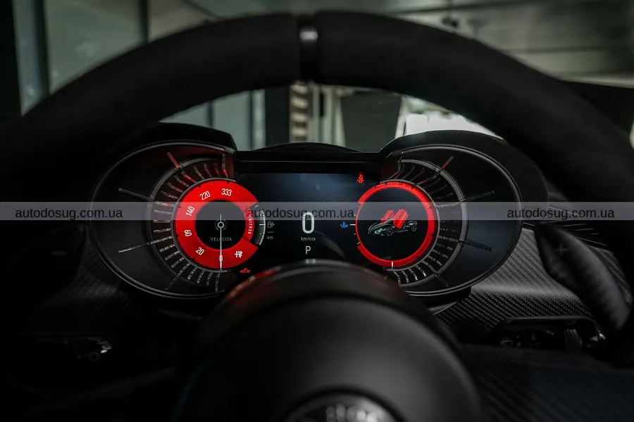 Чорна Alfa Romeo 33 Stradale отримала версію Perla Nera