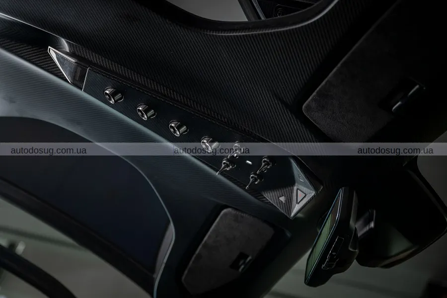 Чорна Alfa Romeo 33 Stradale отримала версію Perla Nera