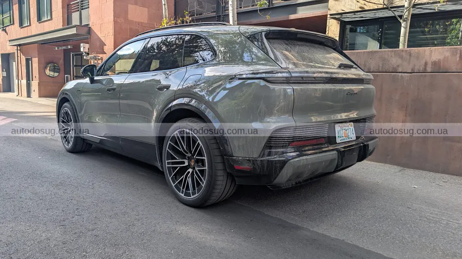 Електричний Cayenne вразив потужністю у 1139 к.с.