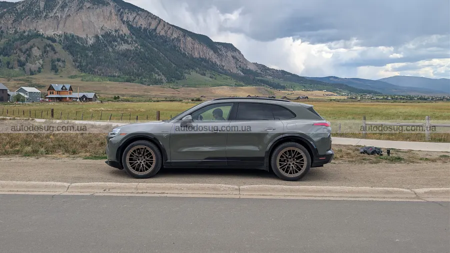 Електричний Cayenne вразив потужністю у 1139 к.с.