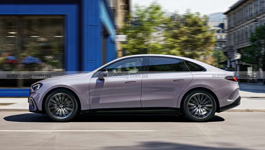 Електричний Mercedes C 300 зблизився з C 400