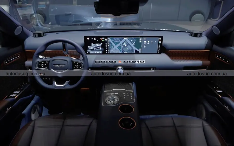 Genesis GV90 ховає в салоні екран для кіно