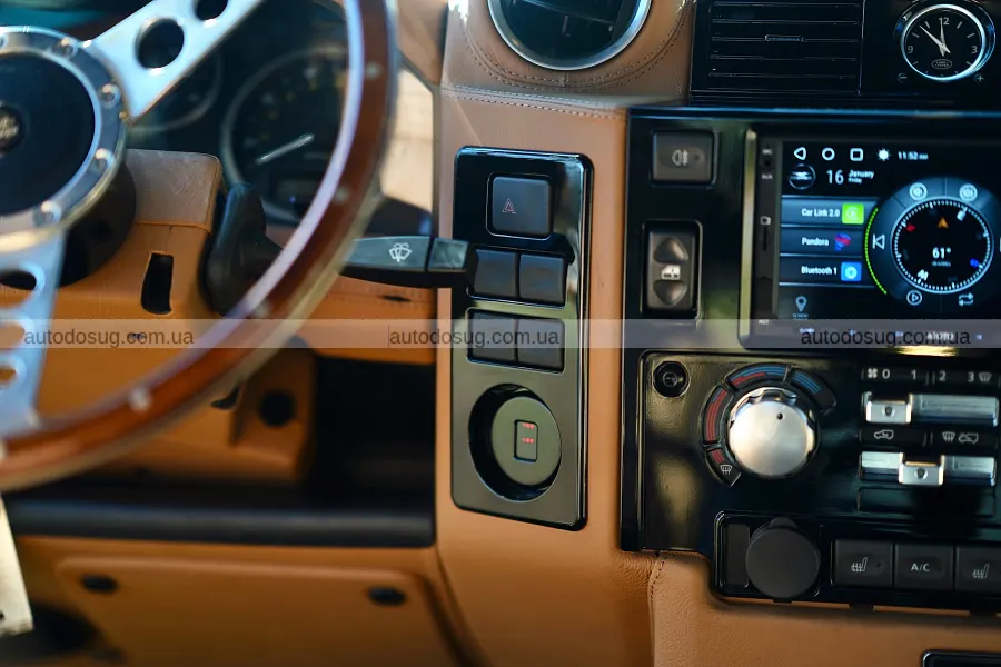 Класичний Defender отримав V8 від Corvette
