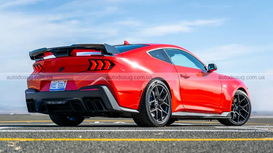 Mustang зберігає механіку, а V8 під питанням