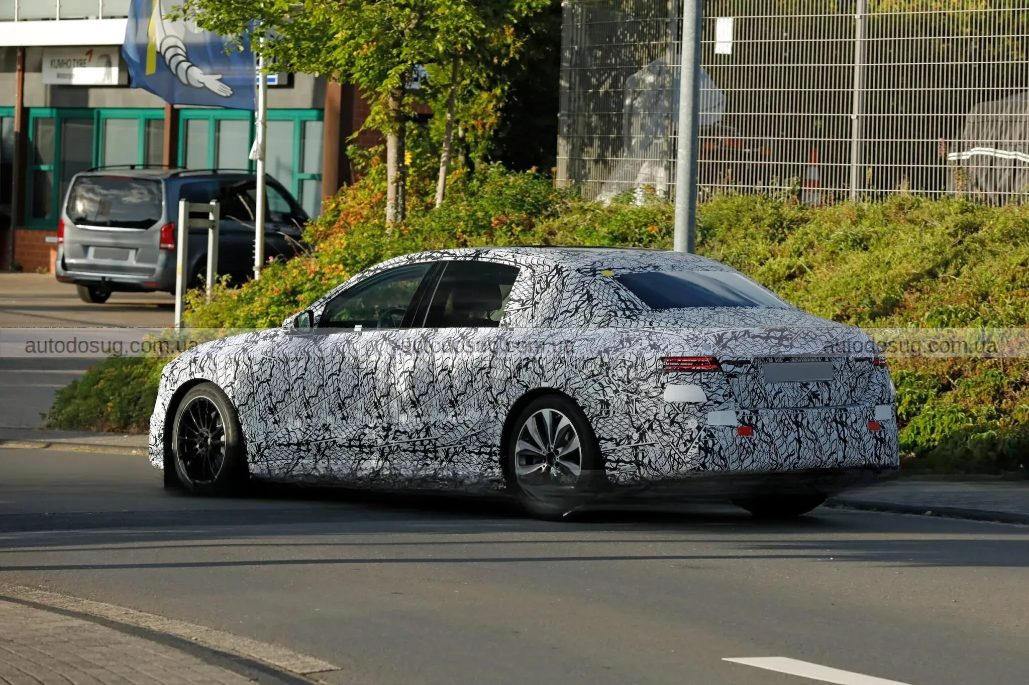 Новий електричний E-Class змінює курс Mercedes