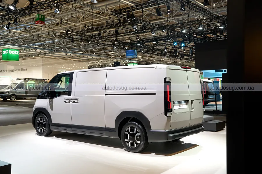 Новий Kia PV7 привіз більший кузов і 800 вольт