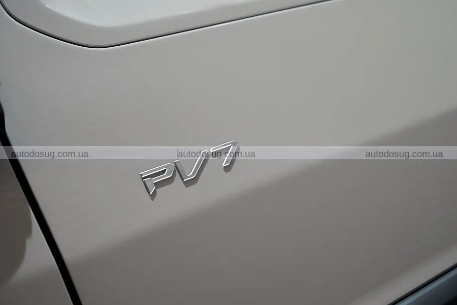 Новий Kia PV7 привіз більший кузов і 800 вольт