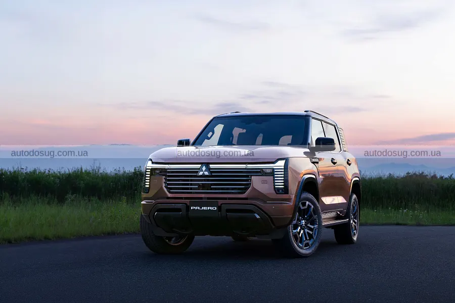 Новий Mitsubishi Pajero знову націлився на Land Cruiser