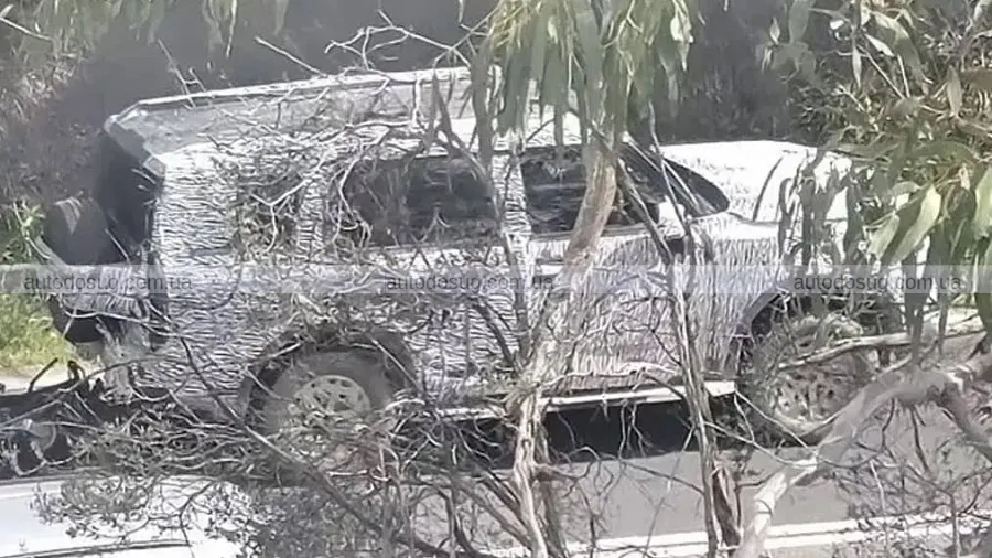 Новий Nissan Terrano виїхав на тести як гібрид