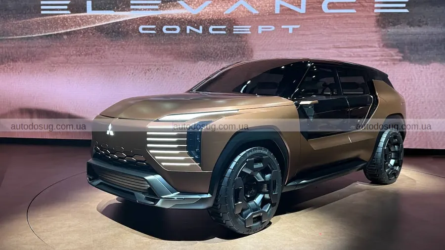 Новий Outlander PHEV готують до великого оновлення