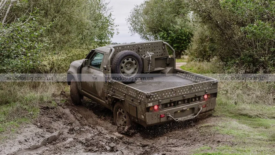 Пікап на базі Defender віддали лише військовим