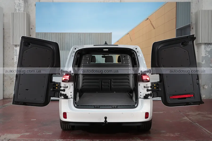 Подовжений VW ID. Buzz Cargo став практичнішим
