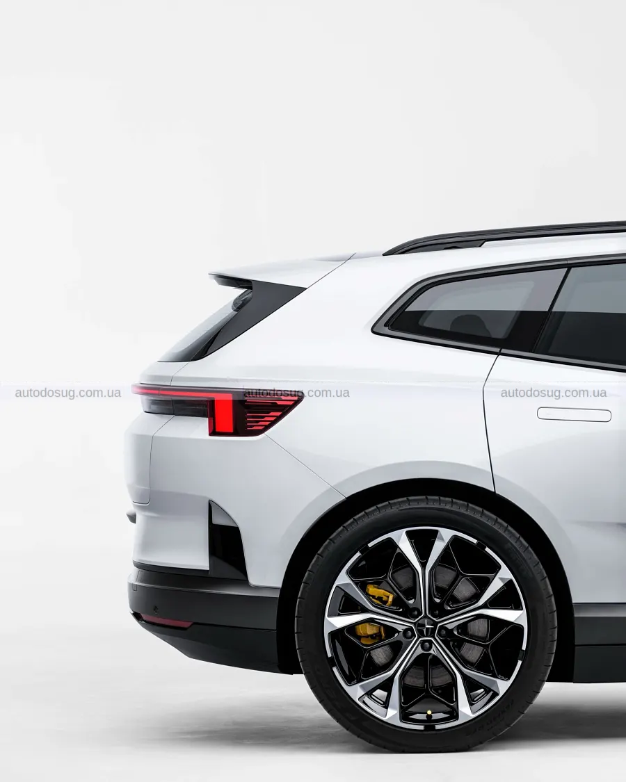 Polestar 4 отримав нормальне заднє скло і знизив ціну