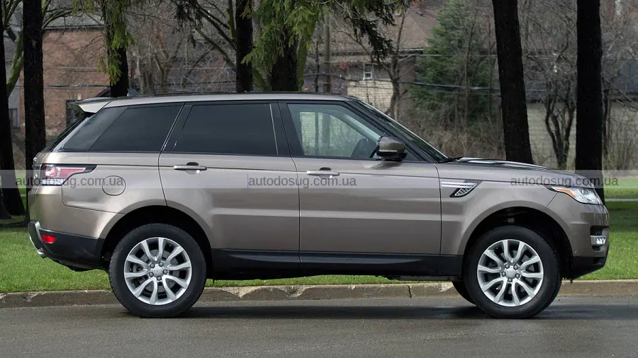 Пожежа Range Rover довела родину до позову