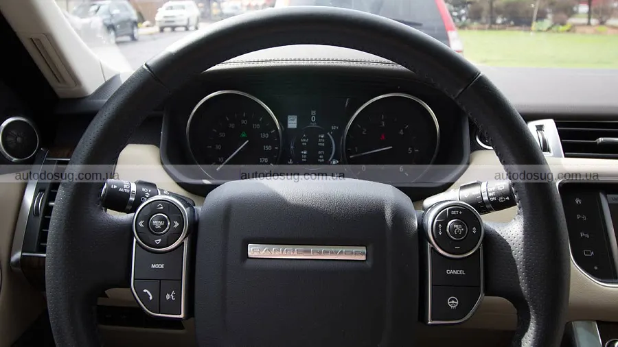 Пожежа Range Rover довела родину до позову