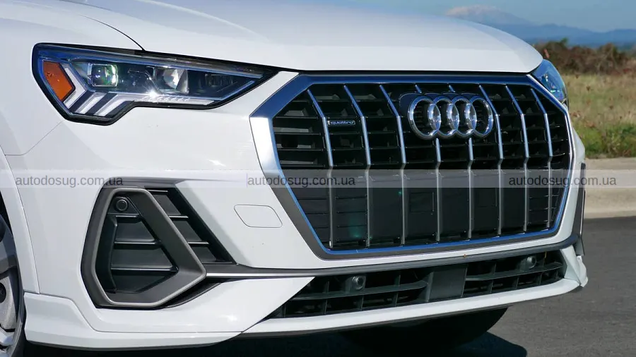 Проблема з кермом змусила VW і Audi відкликати SUV