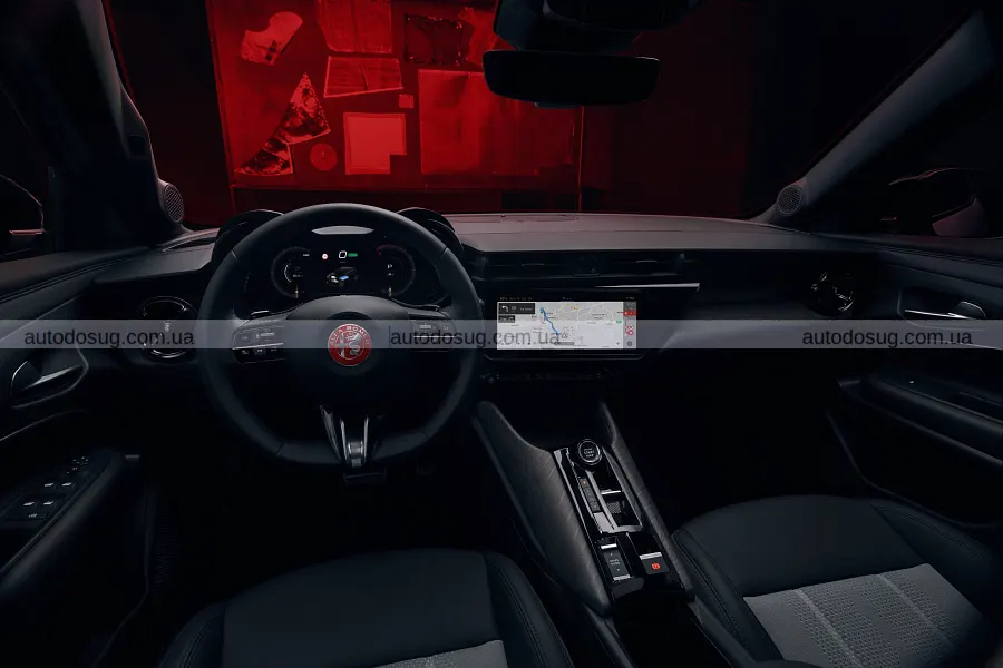 Серія Luna Rossa додала Alfa Romeo морського стилю