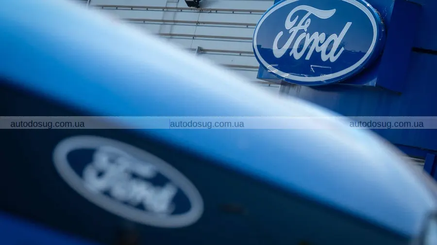 Скандал у Ford спалахнув через расистську наклейку