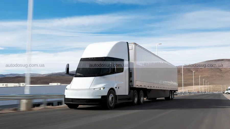 Tesla відкрила завод Semi в момент стрибка дизеля