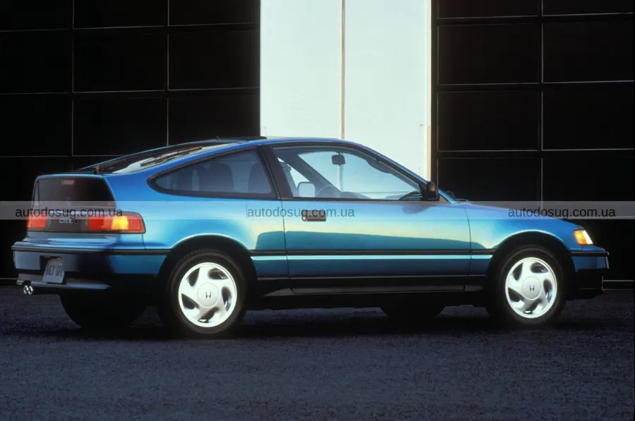 Звичайні Corolla і Cavalier раптом стали класикою