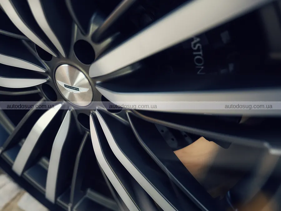 Aston Martin зробив DBX GT розкішнішим