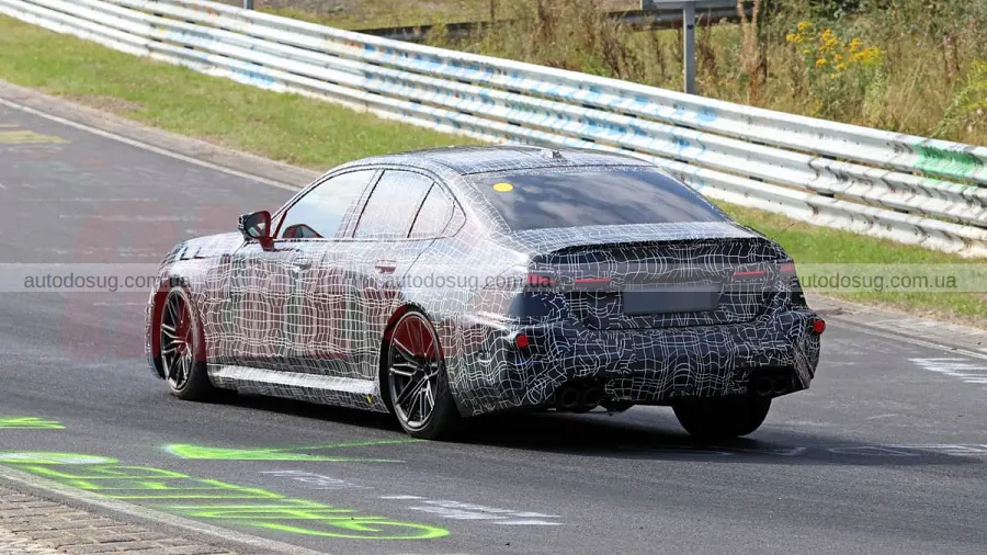 BMW M5 готує нове обличчя до дебюту