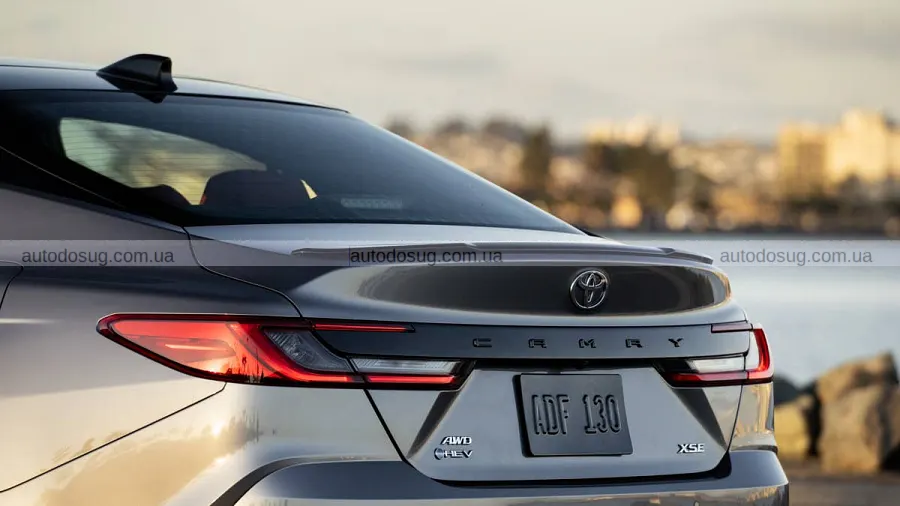 Camry 2027 лишили майже без змін