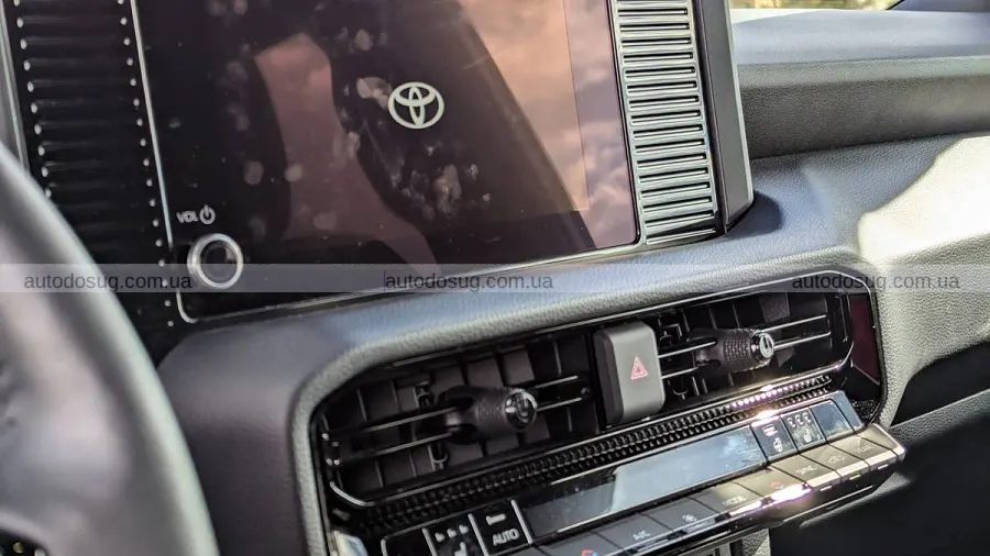 Дефект у Land Cruiser змусив Toyota діяти