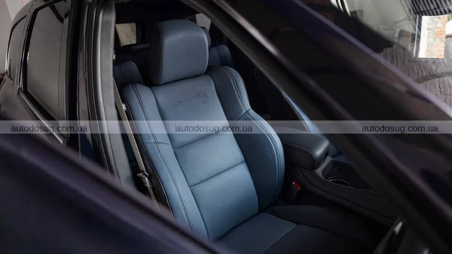 Dodge додав Durango нові кольори і більше характеру