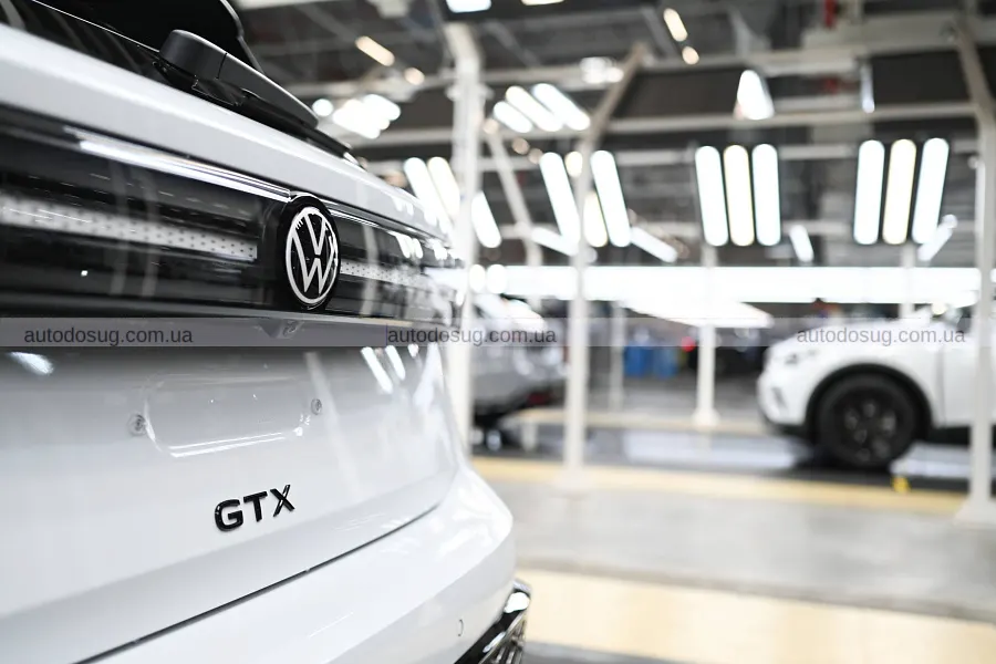 Електричний Golf відклали через збитки Volkswagen
