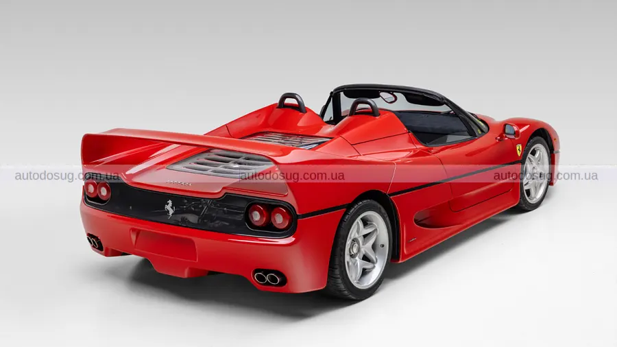 Ferrari F50 з пробігом 106 миль продадуть у Вегасі