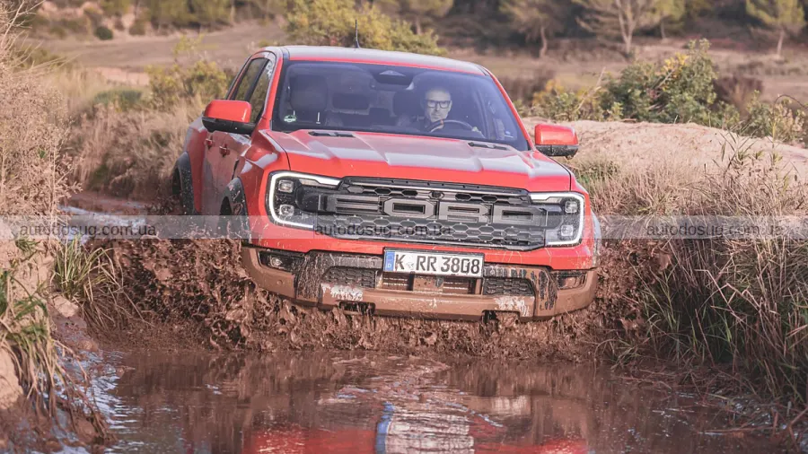 Ford підсилив нові моделі ветераном із GM