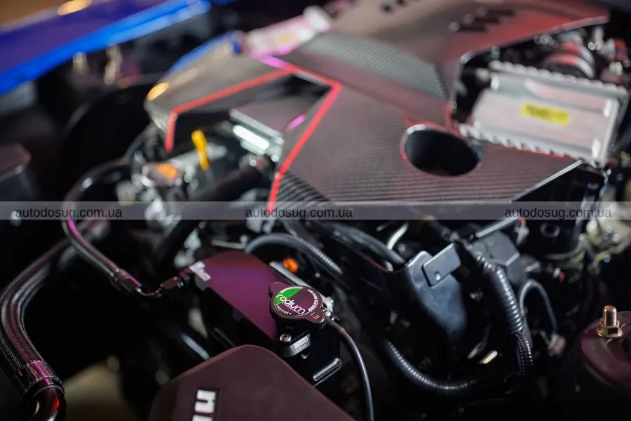 Класичний Nissan Z повернувся з V6 і карбоном